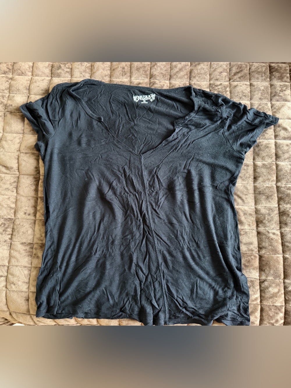 Black V-Neck Short Sleeve Tee
